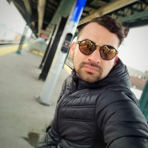 Meet your Posher, Daniel